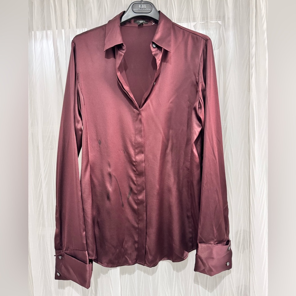 Brown bottom down shirt long sleeve , size 8 , Silk